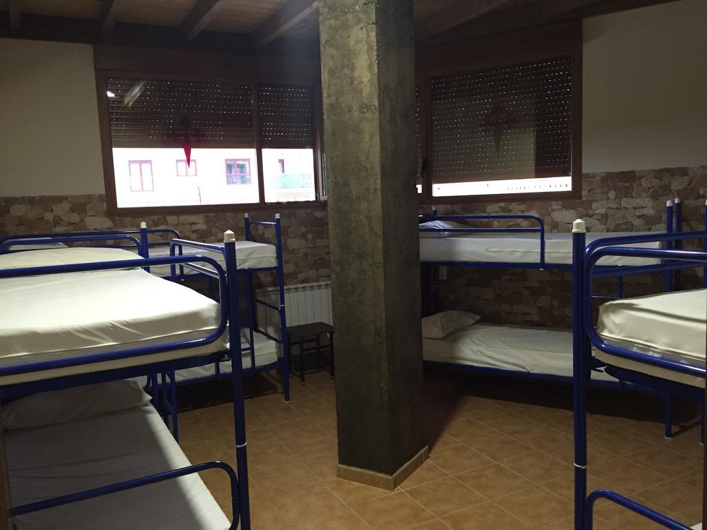 Albergue Santo Tomas De Canterbury Leon Luaran gambar