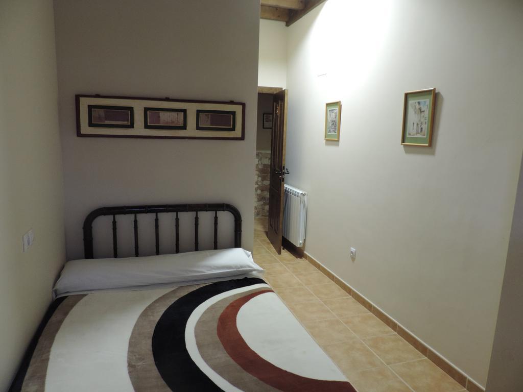 Albergue Santo Tomas De Canterbury Leon Luaran gambar