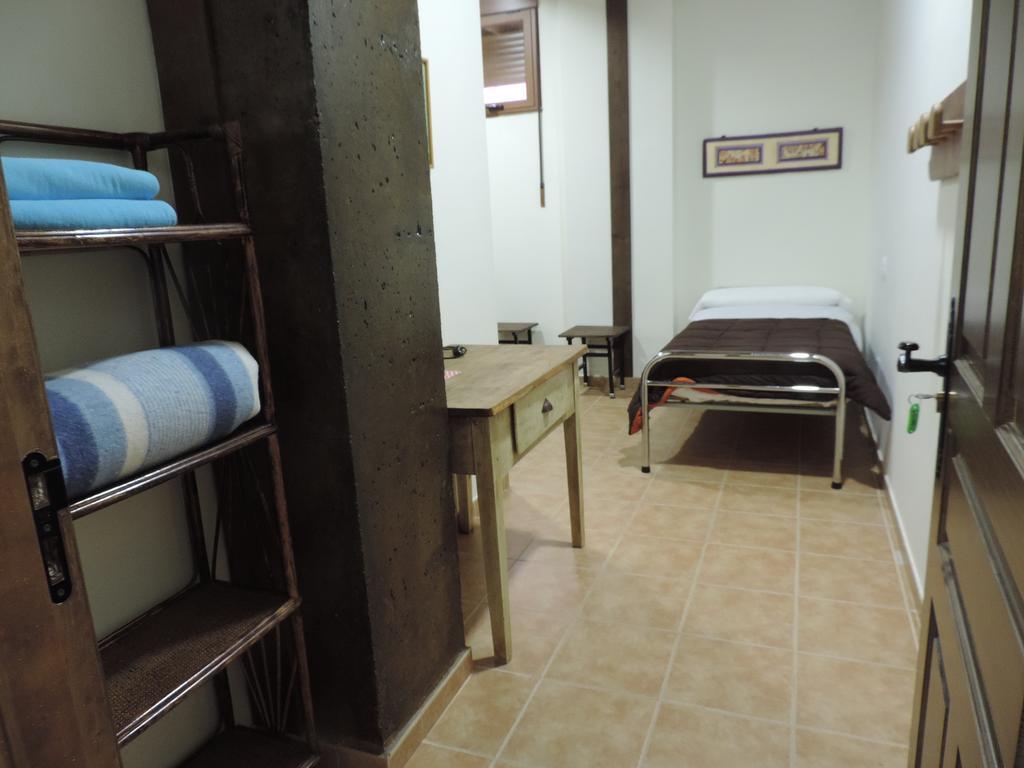Albergue Santo Tomas De Canterbury Leon Luaran gambar