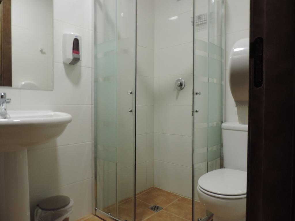 Albergue Santo Tomas De Canterbury Leon Luaran gambar